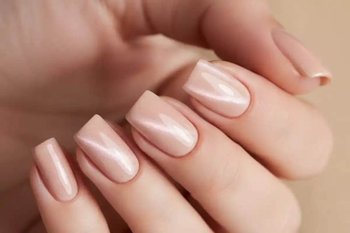 Victoria Vynn ™ - GEL POLISH 448 Milky Latte