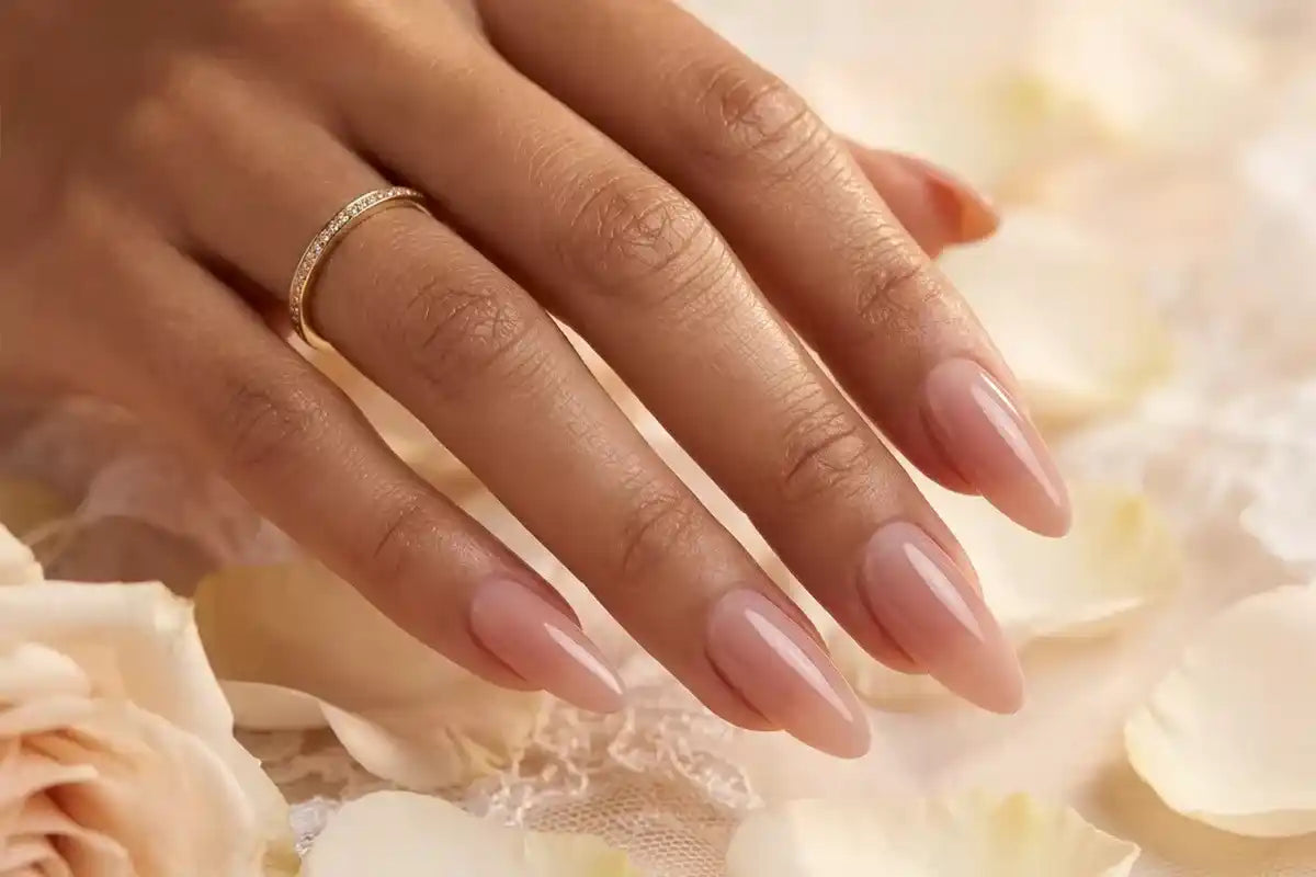 Victoria Vynn ™ - GEL POLISH 465 Rose Whisper