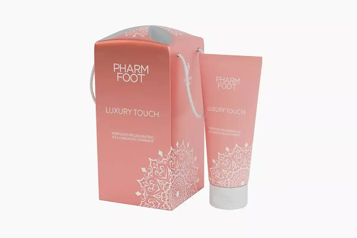 Victoria Vynn ™ - LUXURY TOUCH Perfumed regenerative cream
