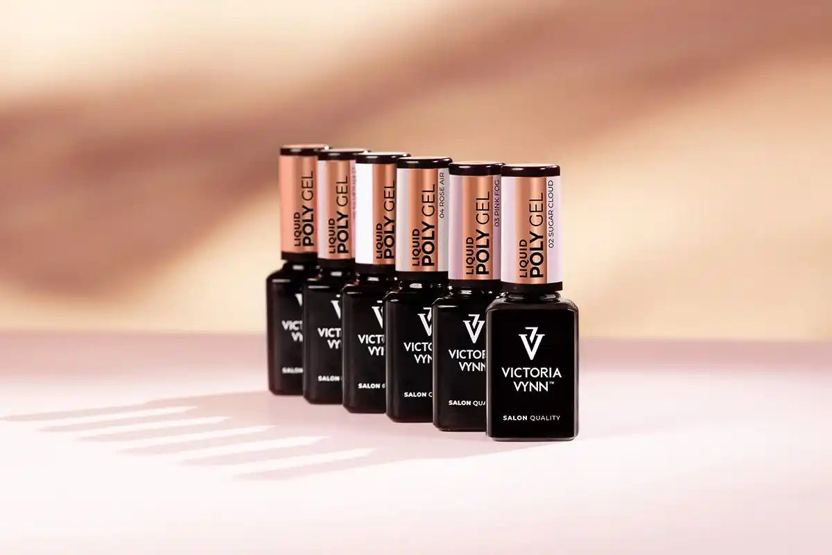 Victoria Vynn ™ - LIQUID POLY GEL 01 Misty Milk