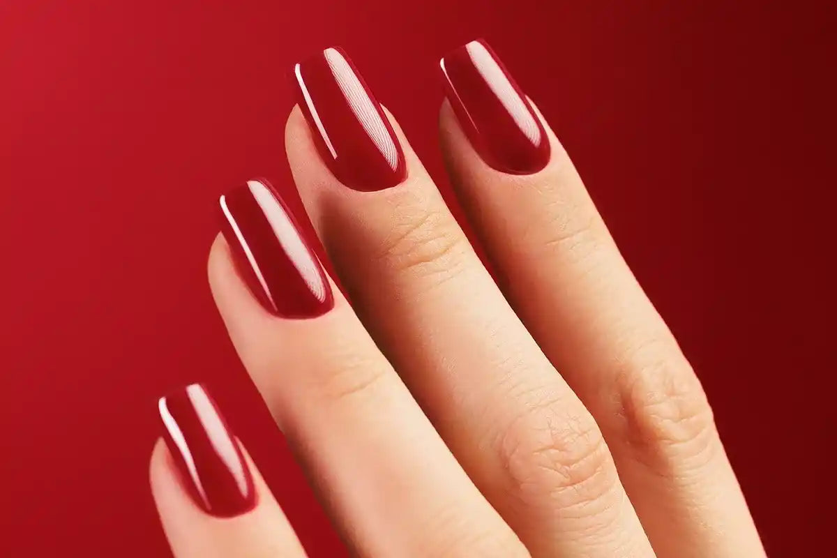 Victoria Vynn ™ - Ladies Love Red + GEL POLISH TOP Matte 8 ml + GEL POLISH TOP Oh! My Gloss 8 ml