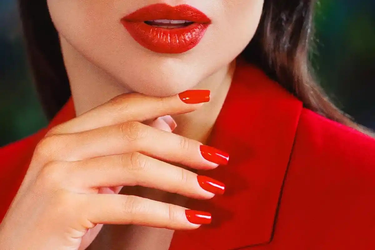 Victoria Vynn ™ - Ladies Love Red + GEL POLISH TOP Matte 8 ml + GEL POLISH TOP Oh! My Gloss 8 ml