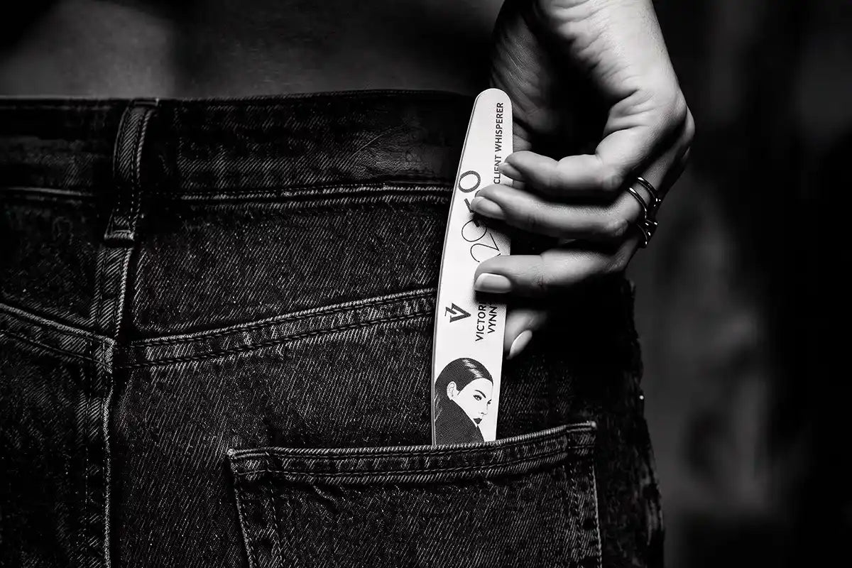 Victoria Vynn™ - 180/240 NAIL FILE white Crescent