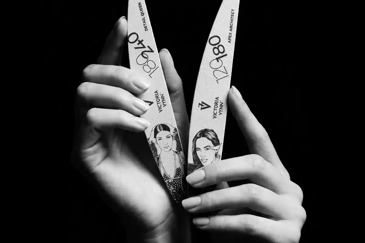 Victoria Vynn - 120/180 NAIL FILE APEX ARCHITECT Crescent 1pc