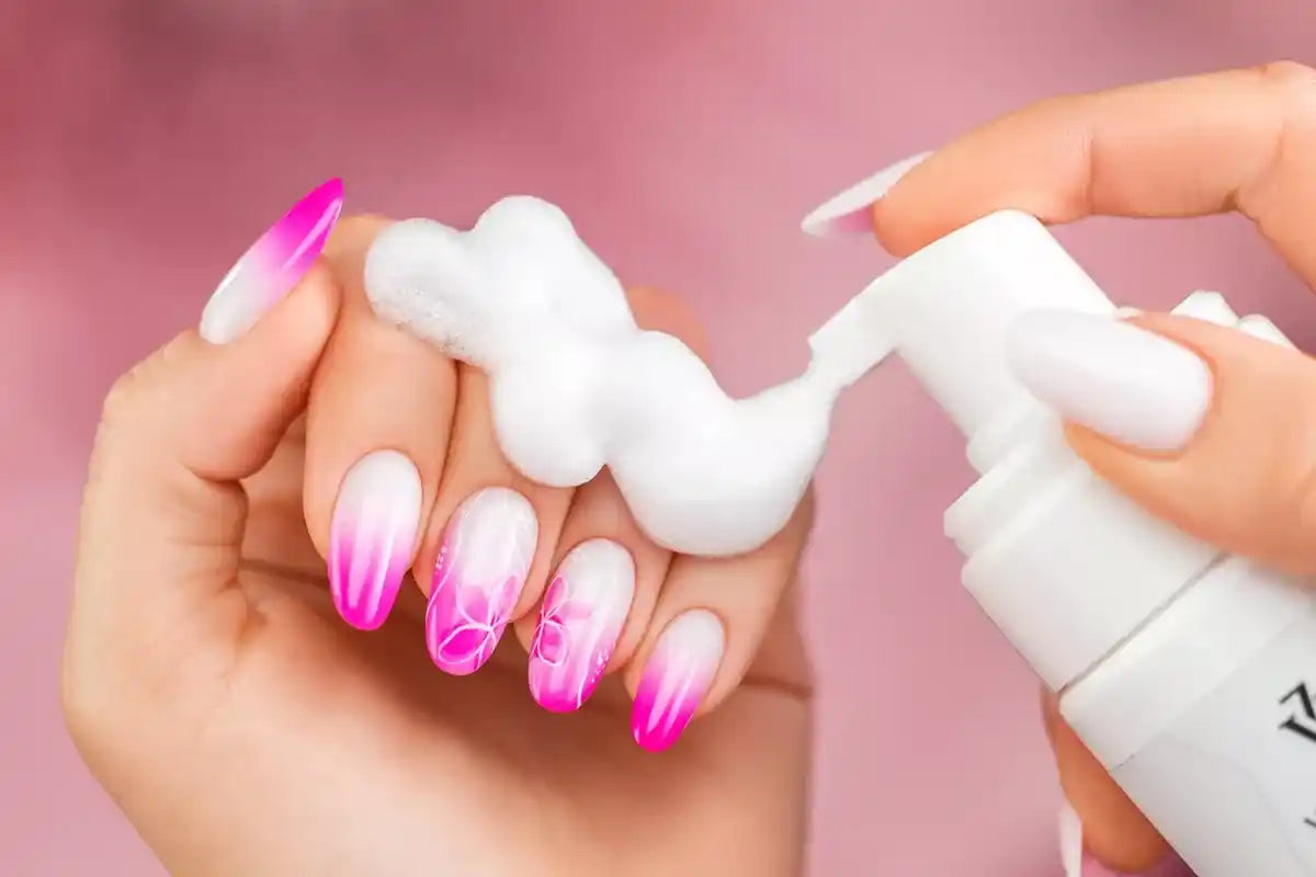 Victoria Vynn ™ - SENSO HAND WASH CLEANSING & SMOOTHING FOAM Love Me